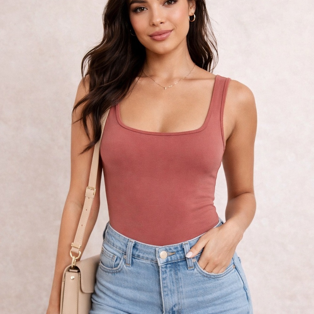 Abercrombie & Fitch Soft A&F Scoop Neck Bodysuit Dusty Rose NWT Size L